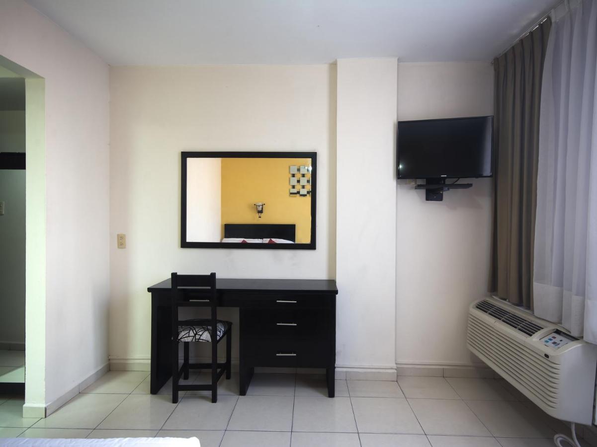 Hotel Impala De Tampico Bagian luar foto